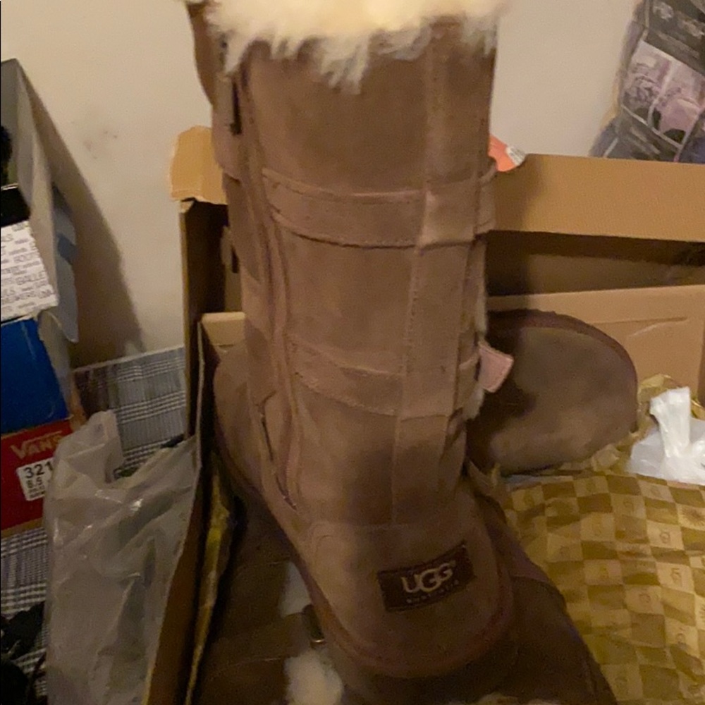 Ugg boots - Picture 4 of 5